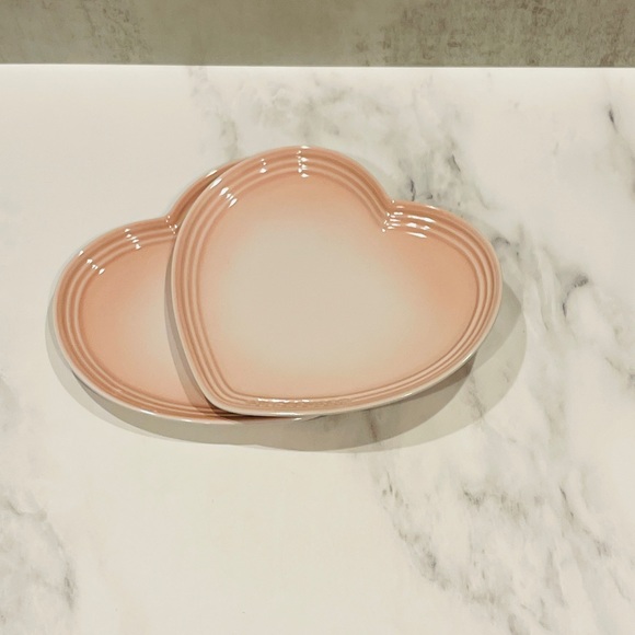 Le Creuset Heart Plate set of 2 - Picture 3 of 4